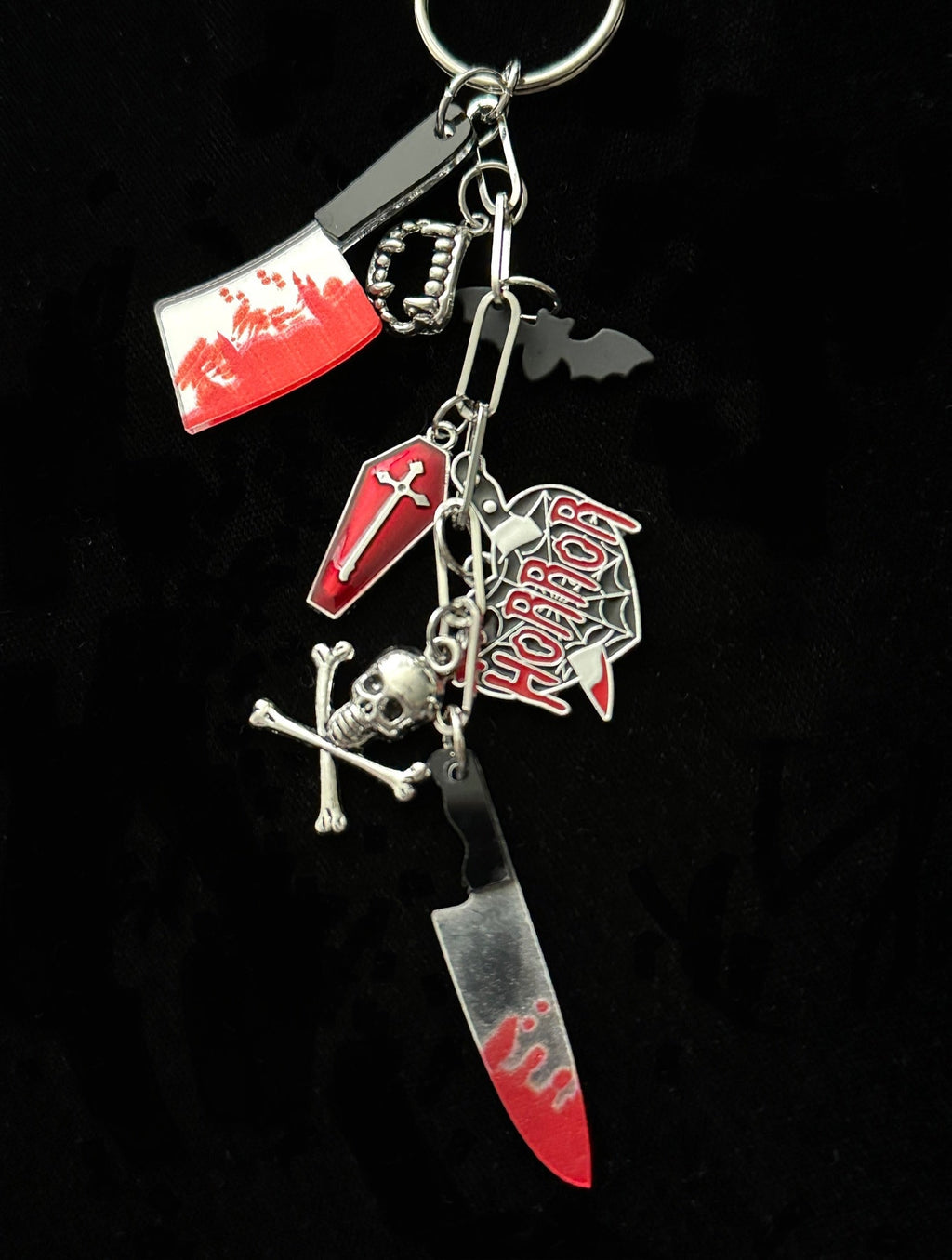 Horror Lover Bag Charm Keychain – Spooky Gift for Goths, Horror Fans & Halloween Lovers