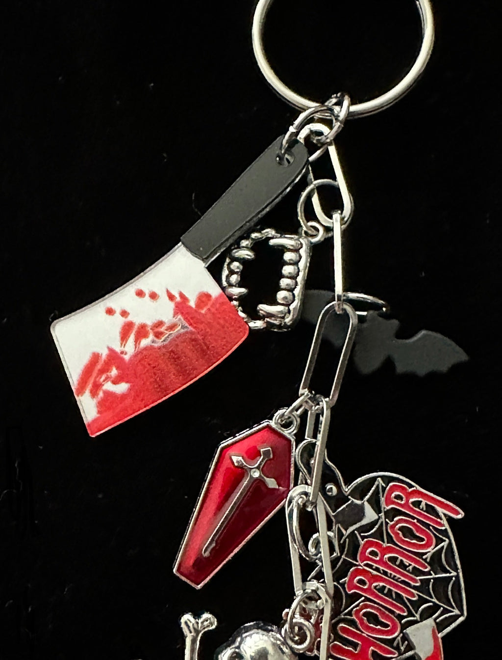 Horror Lover Bag Charm Keychain – Spooky Gift for Goths, Horror Fans & Halloween Lovers